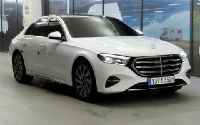수원신용불량중고차 E-클래스 W214 E300 4MATIC 매물 사진 14 - 2024/04 17,920km