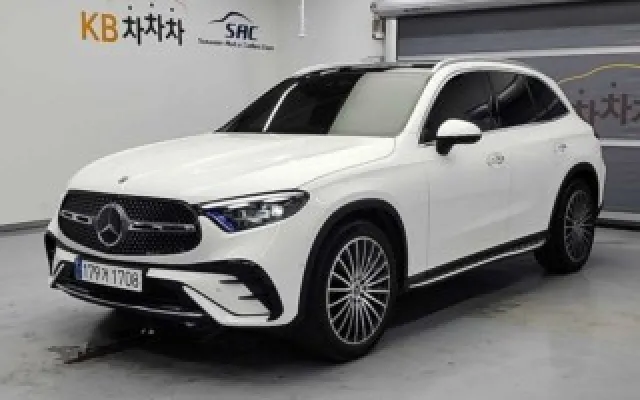 수원신용불량중고차 GLC클래스 X254 GLC300 4MATIC 매물 사진 5 - 2023/11 32,528km